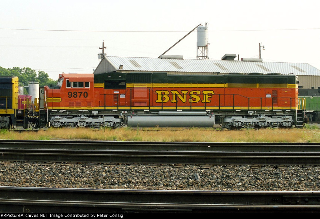 BNSF 9870